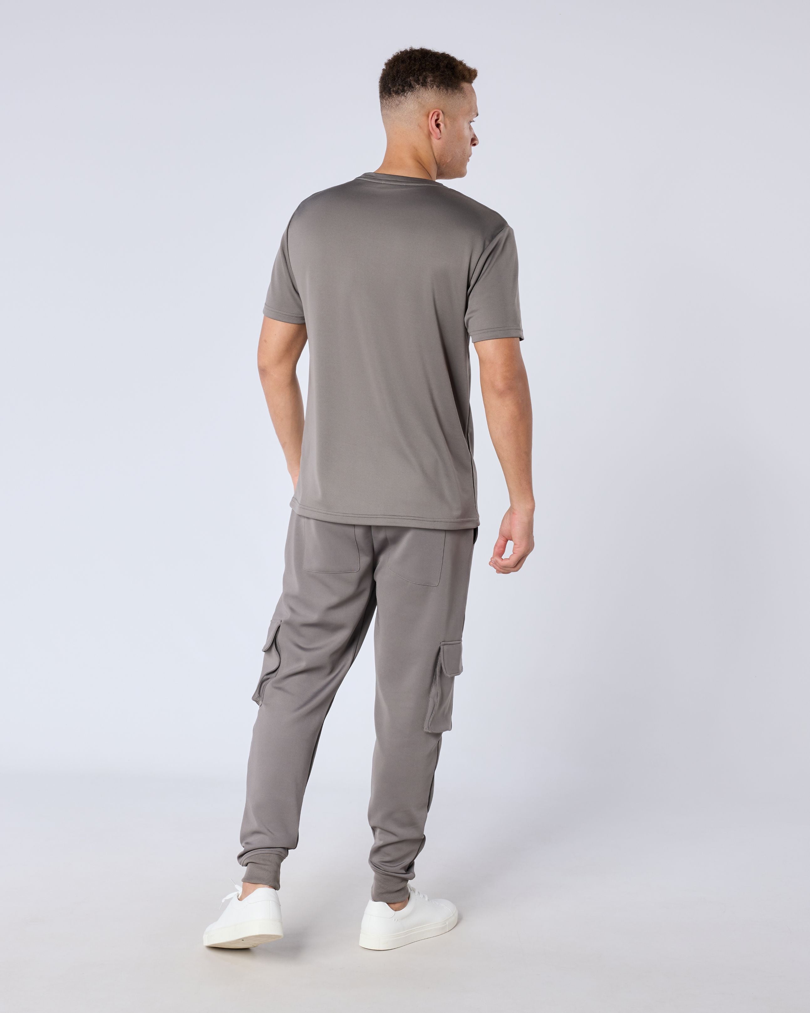 Arlo Regular Fit Pocketed T-Shirt - Charcoal